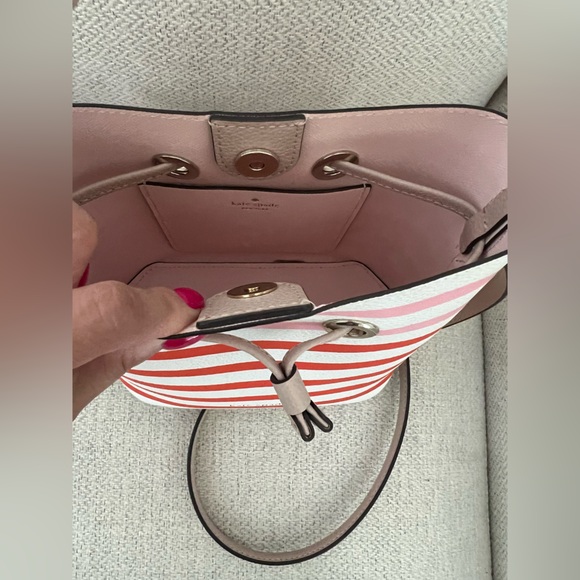 Kate Spade Striped handbag - Picture 3 of 7